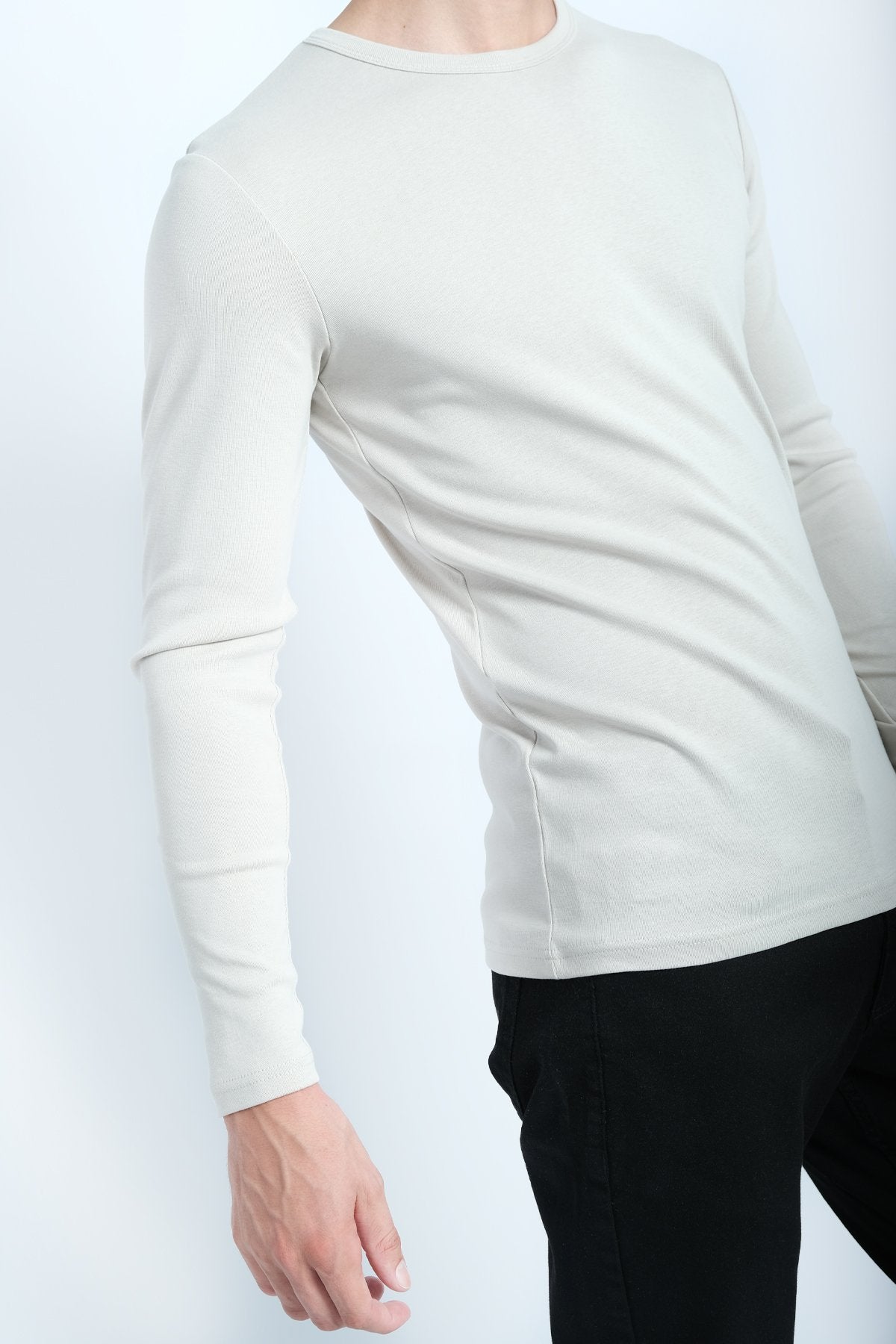 NECK BASIC RIBANA SWEAT