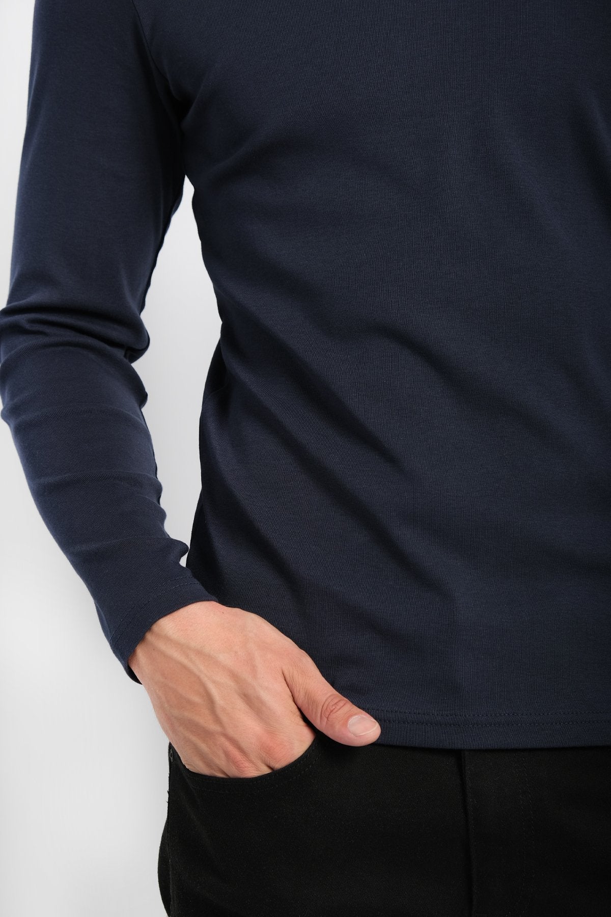 NECK BASIC RIBANA SWEAT